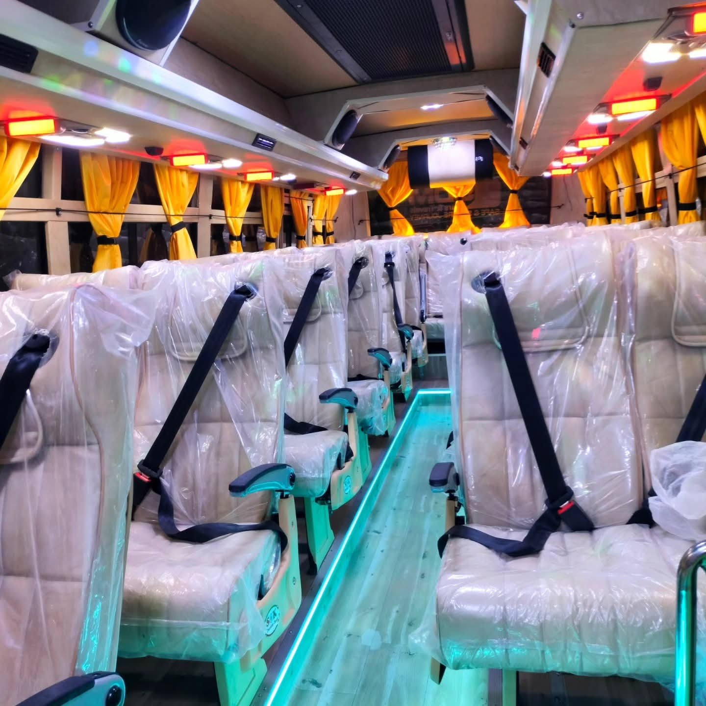 Mini Bus Rentals in Bangalore